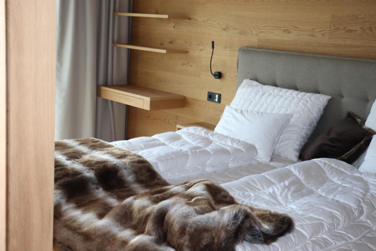 Alpinresortarlberg 1495 - Garni - Fruhstuck In Der Suite Schröcken Екстериор снимка